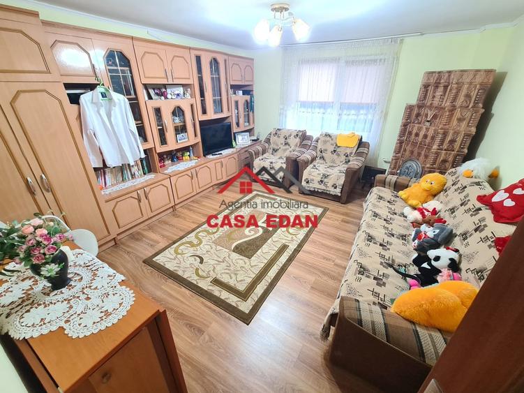 Casa in Poiana Campina-89.000e - 8