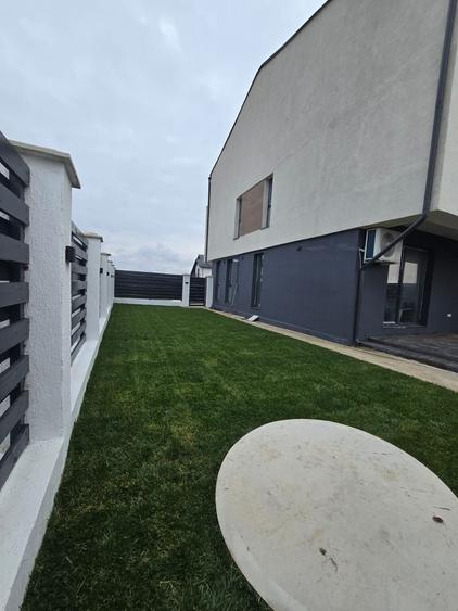 Casa moderna Allegria P+1+M. 5 cam. Util 171mp. Teren 241mp - 43