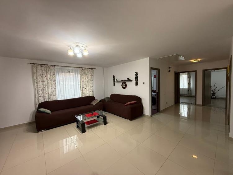 Propietar , libera ,mobilata si utilata . 3 dormitoare ,2 bai etc - 3