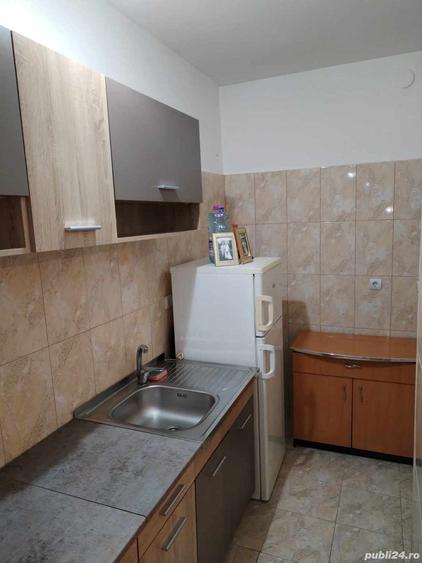 Inchiriez locuita formata din 2 camere situata la parter. - 2