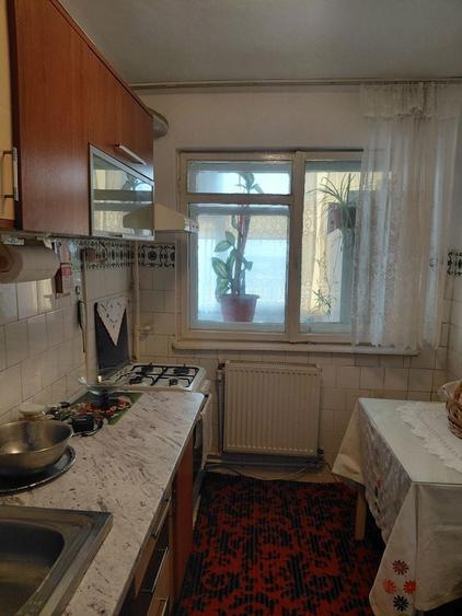 Vand apartament 2 camere semidecomandat - 4