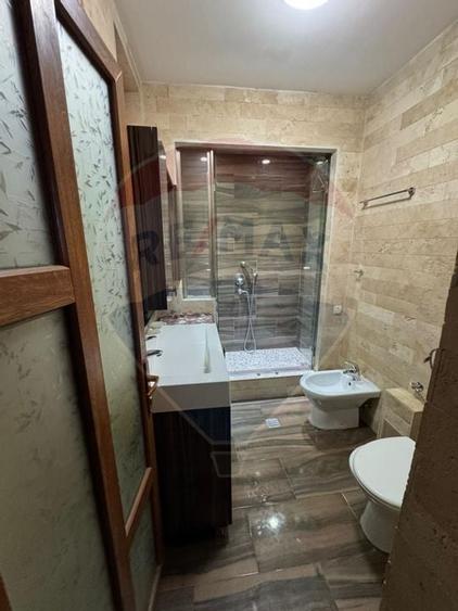 Casa / Vila cu 5 camere de vanzare in zona Dorobantul - 3