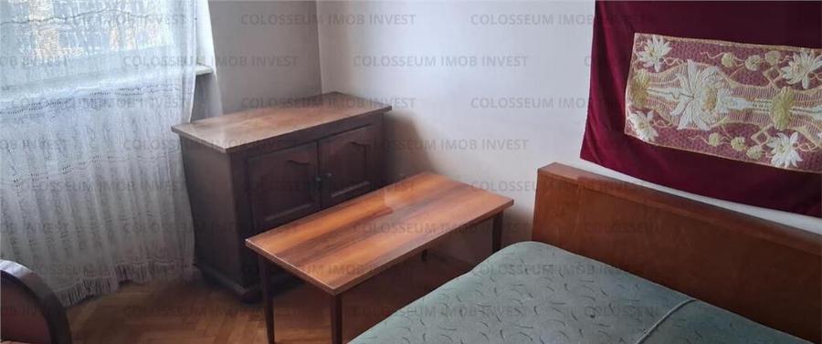 Apartament 4 camere, decomandat - zona Astra - 2