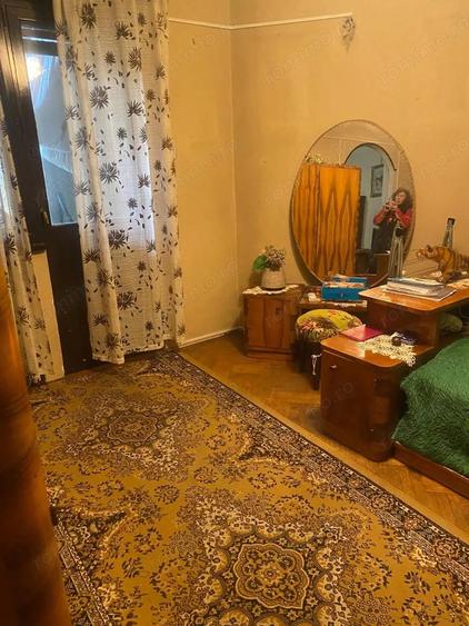 VAND APARTAMENT 3 CAMERE, PIATA ROSETTI - 3