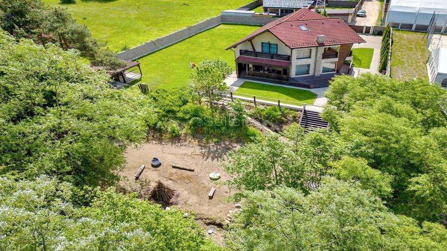 Suprafata generoasa teren - 23