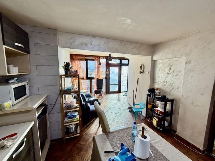 Casă / Vilă cu 4 camere de vânzare - 16