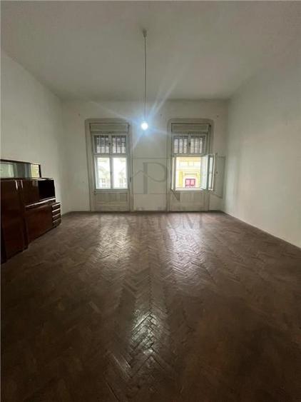 ULTRACENTRAL - UNIRII - ETJ.1 - APARTAMENT SPATIOS - 2 CAM - BOXA - clădire - 1
