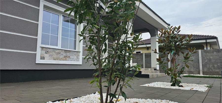 Sanmihaiul Roman- teren generos- personalizare interioara - 2