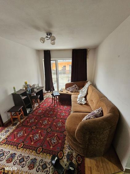 Apartament 2 camere mobilat ?i utilat - 42 mp plus balcon de 12 mp - 2