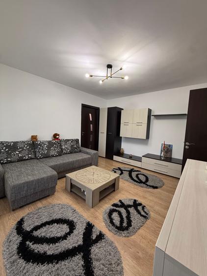 Apartament in Bumbesti Jiu,2 camere semidecomandat - 2