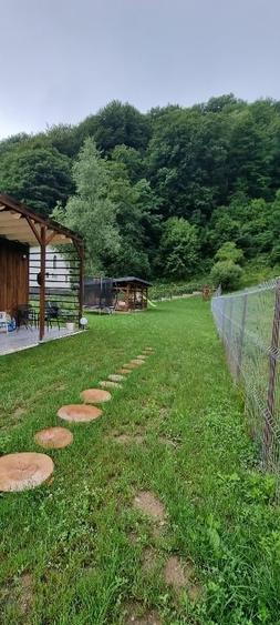 Teren superb cu bungalouri (casute) montane Satic - 3