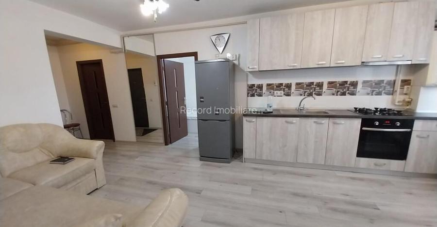 Apartament 3 camere,et.5/7, lift, parcare Calea Baciului zona Petrom