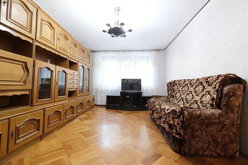 TITAN, apartament 3 camere decomandate, etaj 1 cu centrala termica