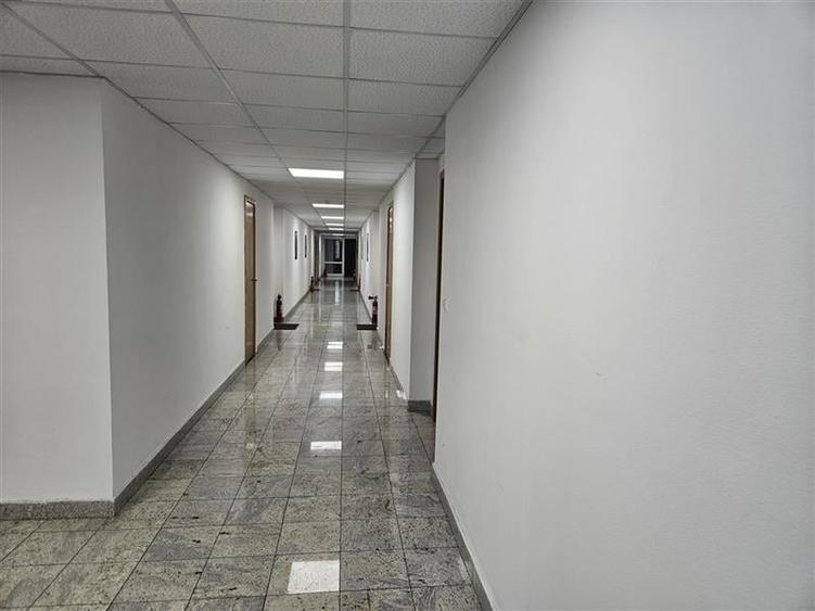 Spatii de birouri diverse dimensiuni - zona ultracentrala - 16