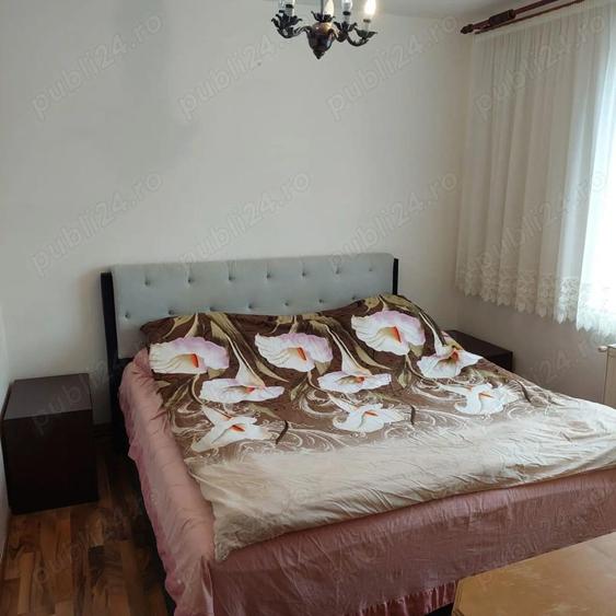 Vand apartament ultracentral, 4 camere, 2 bai, decomandat - 2