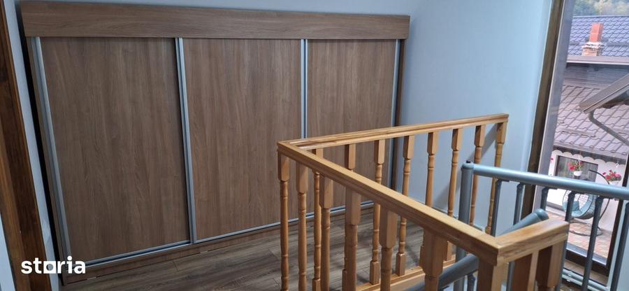 Casă cu 5 camere cu Teren 1150 Mp în Central