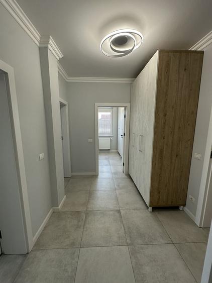Apartament cu 3 camere decomandat în Braytim