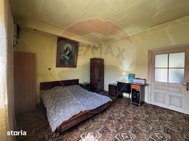 Casă cu 4 camere cu Teren 450 Mp în Șega