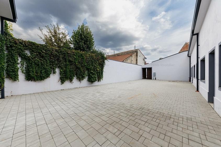 Spațiu comercial, de 120 mp, în Sinaia