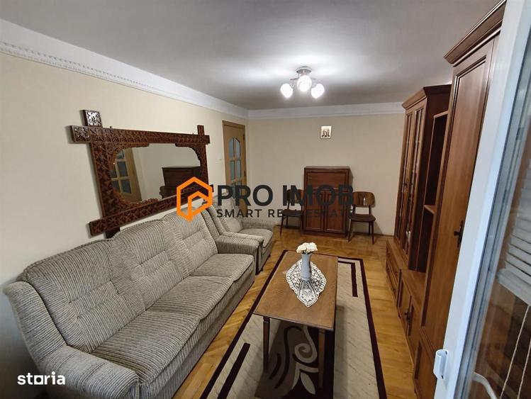 Apartament cu 3 camere semidecomandat în Central