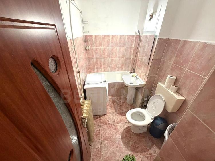 Garsonieră decomandată în Rovine