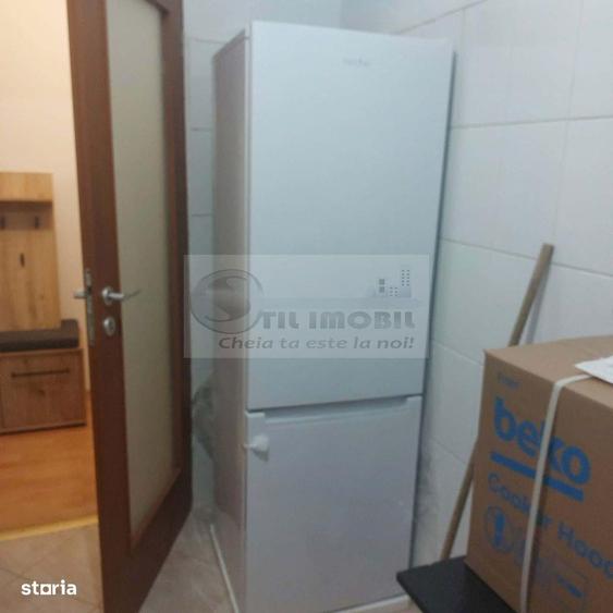 Apartament cu 3 camere semidecomandat, mobilat în Mircea cel Bătrân