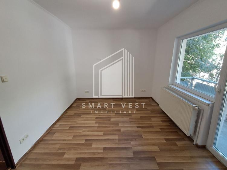 Apartament cu 4 camere decomandat în Micro 16