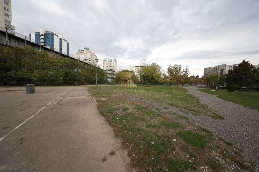 Teren Construcții intravilan de 420 mp, în Centrul Civic