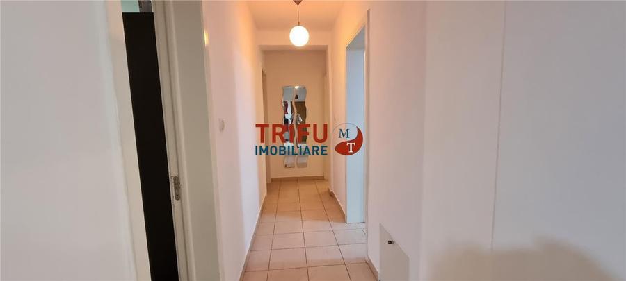 Apartament 4  camere decomandat de vanzare Centru etaj 1 - 12