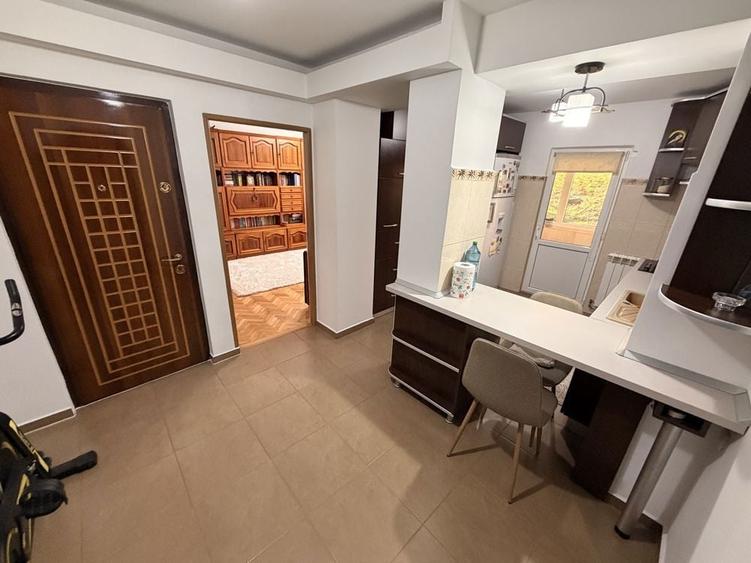 Apartament cu 3 camere in Obcini / 68 mp / - 1