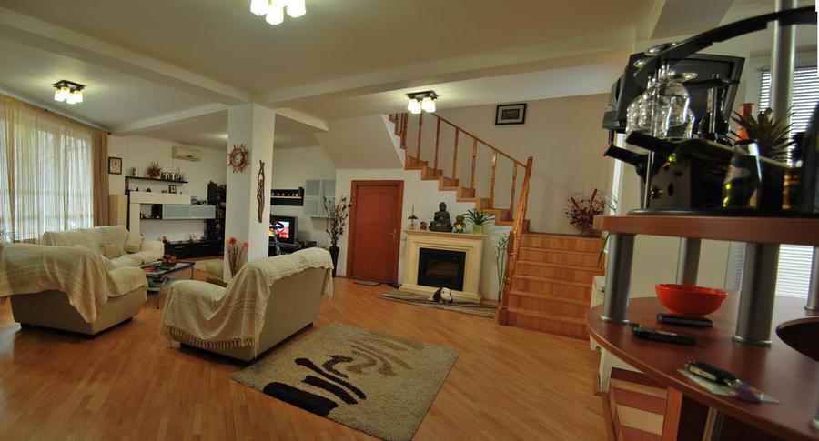 Proprietar inchiriez vila singur curte Mall Vitan S+P+Et.1 - 5