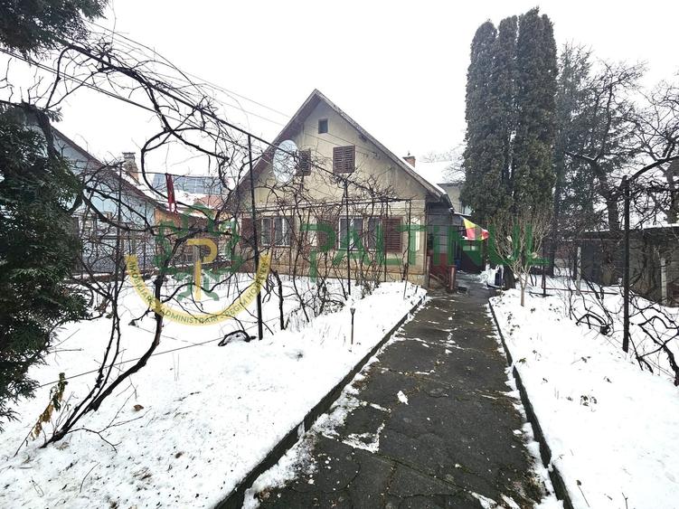 Casă de vânzare în zona Trei Stejari, Sibiu, teren generos 900 mp - 1