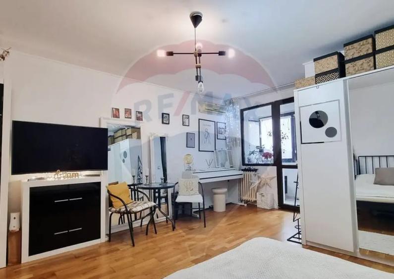 Garsoniera de vanzare metrou Costin Georgian - 13