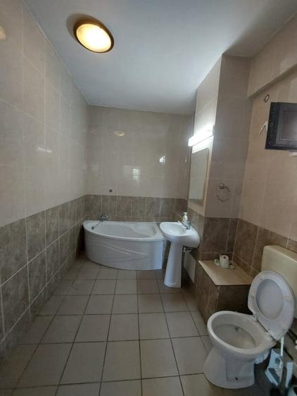 Ultracentral -bd. Mamaia , spatiu IDEAL BIROURI, 130 mp., etaj 1 - 13