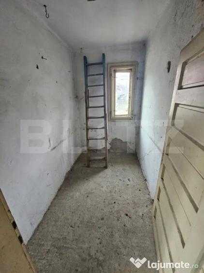 Casa cu 4 camere, demisol si teren 300 mp, Mihoesti, Cam - 12