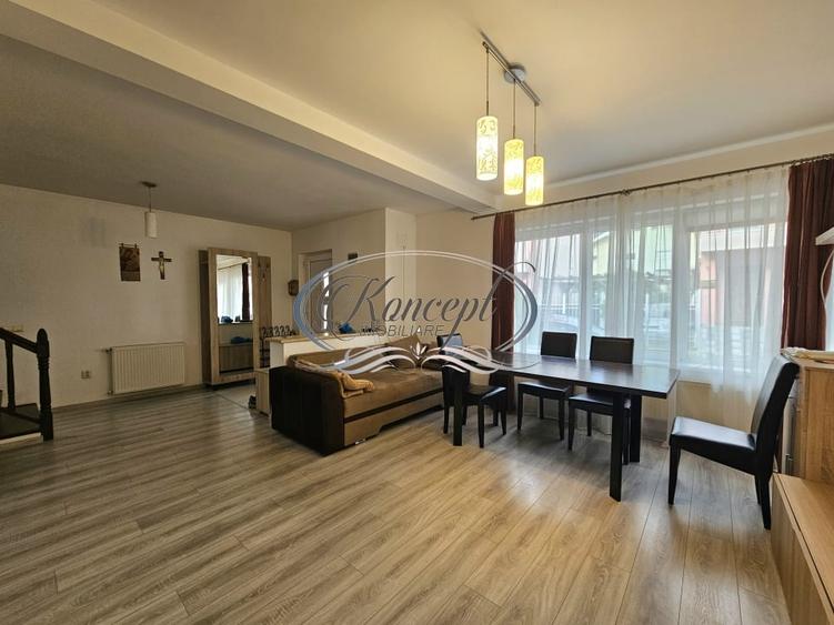 Duplex cu 5 camere cu Canalizare în Florești