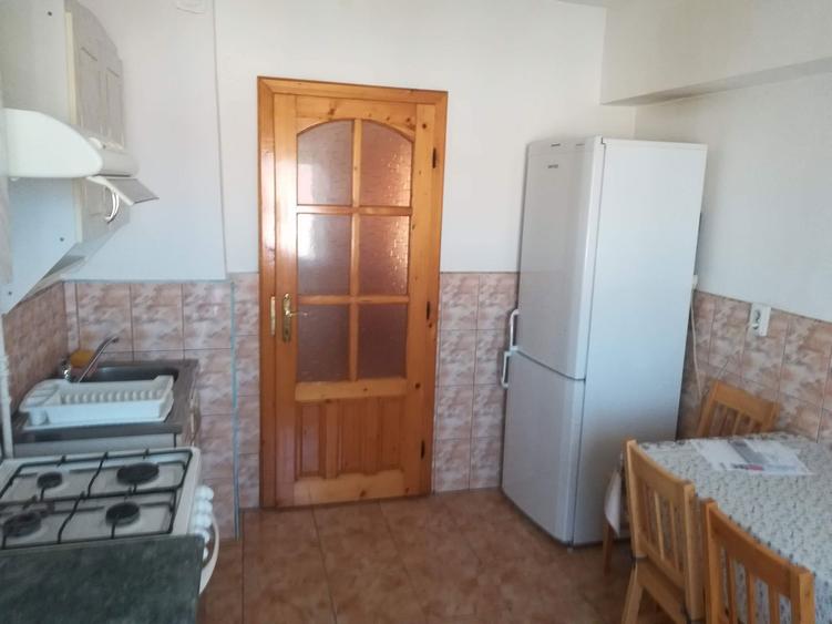 inchiriez apartament 2 camere - 2