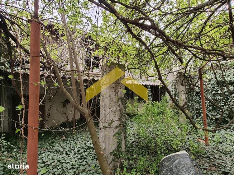 Casa la sol de vanzare in orasul Santana - 10