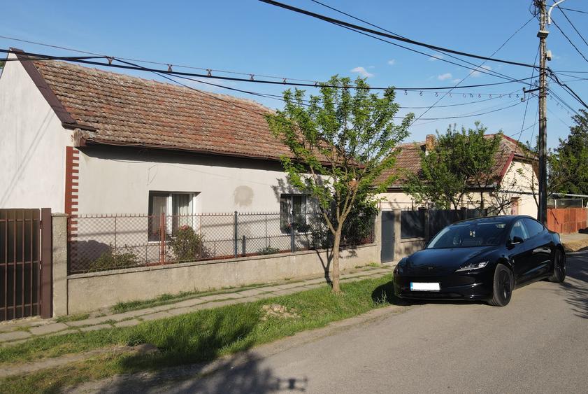Casă individuală  (100 mp) + Teren Generos (710 mp) - Potențial dezvoltare - 17