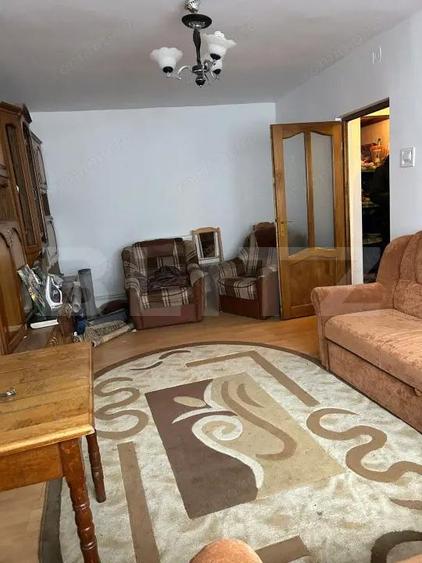 APARTAMENTB 3 CAMEREU ETAJ 1 ,ULTRA CENTRAL INTR-O ZONA LINISTITA - 7