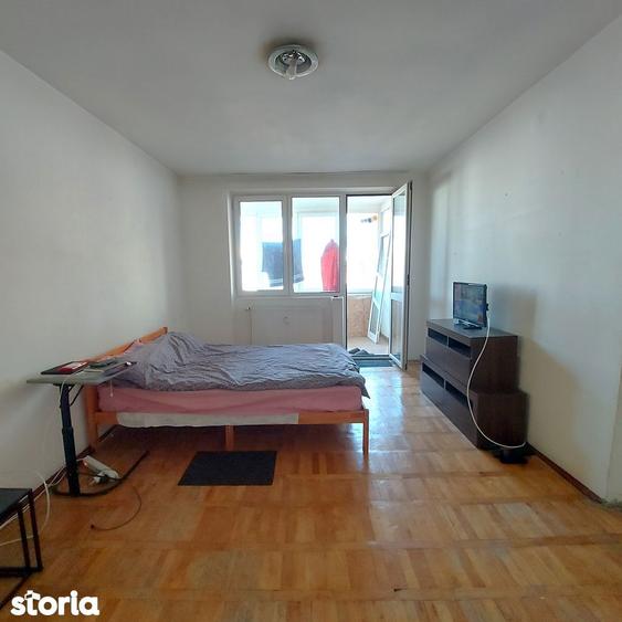 Bld Basarabia- str Bucovina- parc IOR- etaj 4/4 - 9