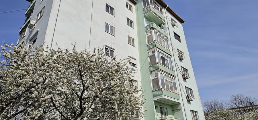 Mangalia bloc nou/ 2 camere decomandate - 1