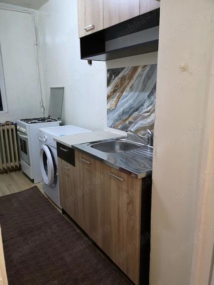 Inchiriez apartament cu 3 camere - 1