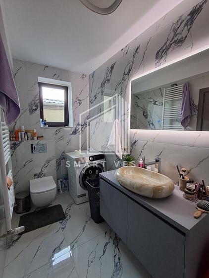 Apartament cu 3 camere decomandat, mobilat în Central