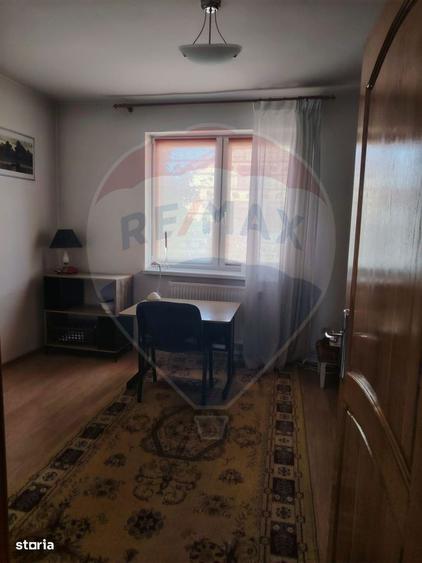 Casa / Vila cu 8 camere de vanzare in zona Central - 6