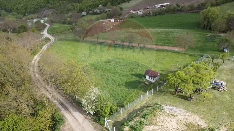 Teren agricol extravilan de 3826 mp, în Moldovenești