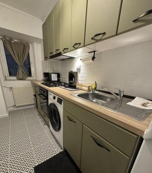 Nerva traian etaj 8 anastasie panu timpuri noi - 1