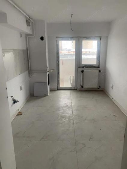 Apartament 4 camere, 118 mp, zona George Enescu - 1