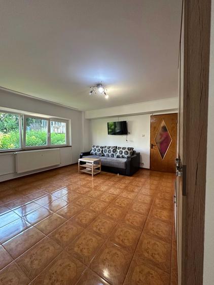 Apartament cu 2 camere semidecomandat în Mihai Bravu