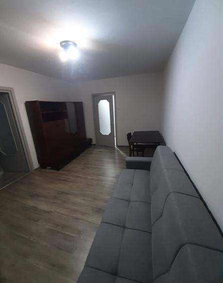 Vand apartament 3 camere, confort 1, partial parter, etaj 1, Argesului, Cornisa 400 m UMF - 6